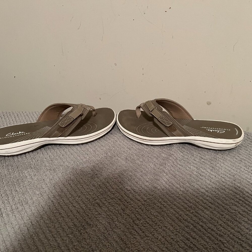 Sandals - Picture 2 of 5